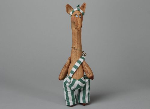Jouet mou girafe parfumé fait main - MADEheart.com