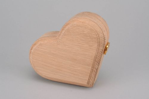 Caixa-em branco de madeira com fechadura - MADEheart.com