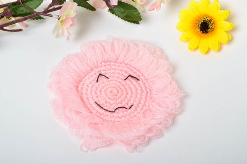 Posavasos tejido hecho a mano utensilios de cocina menaje del hogar cara rosada - MADEheart.com
