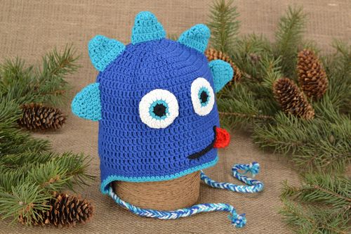 Bonnet tricoté à la main pour enfant bleu - MADEheart.com