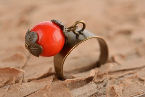 Handgemachter Metall Ring Damen Modeschmuck modisches Accessoire originell - MADEheart.com