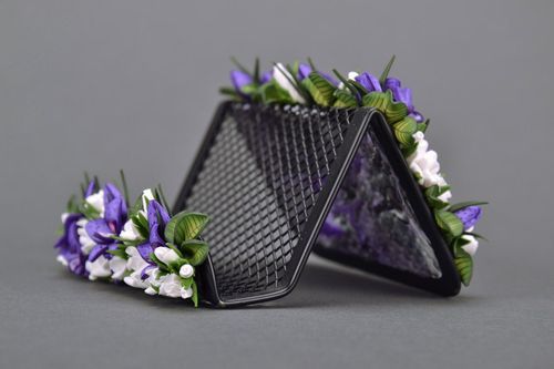 Porte-carte fait main avec fleurs en argile polymérique  - MADEheart.com