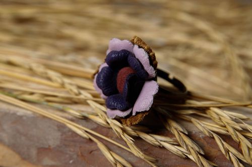 Кольцо из кожи кольцо ручной работы с цветком украшение из кожи женское - MADEheart.com
