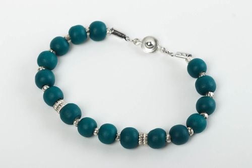 Bracelet bois Bijou fait main turquoise foncé fin original Cadeau femme - MADEheart.com