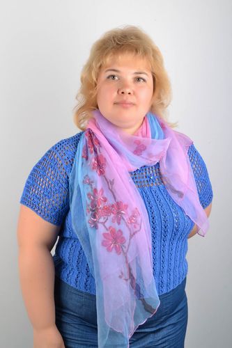 Foulard en soie rose et bleu Sakura - MADEheart.com