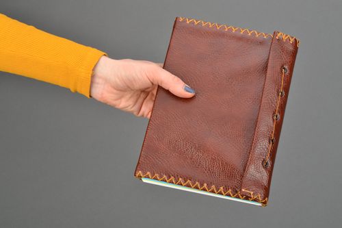 Brown artificial leather notebook - MADEheart.com