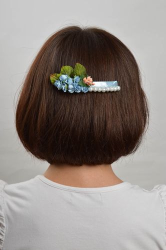 Peigne cheveux fait main Accessoire cheveux plastique avec fleurs Cadeau femme - MADEheart.com