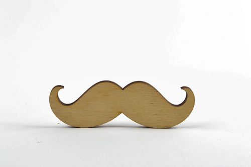 Forme en bois à peindre fait main moustache Loisirs créatifs scrapbooking - MADEheart.com