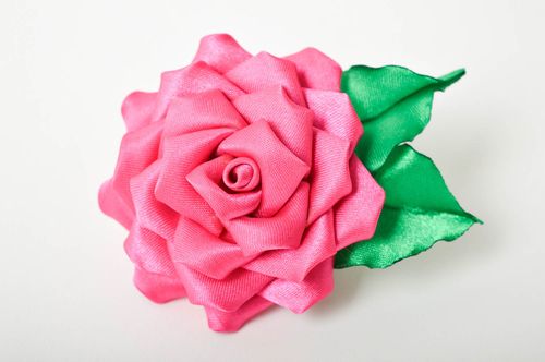 Goma para el pelo hecha a mano con flores accesorio para niñas regalo original - MADEheart.com