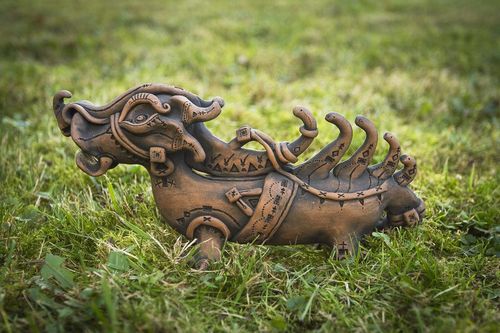 Estatueta de cerâmica Dragon - MADEheart.com