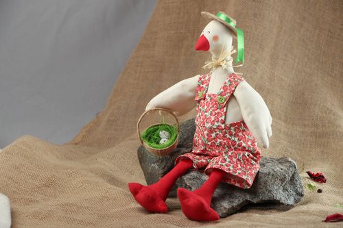 Homemade soft toy Easter Goose - MADEheart.com