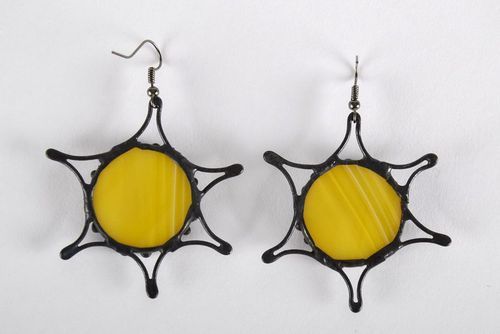 Orecchini di vetro fatti a mano orecchini di vetrata orecchini stella sole - MADEheart.com