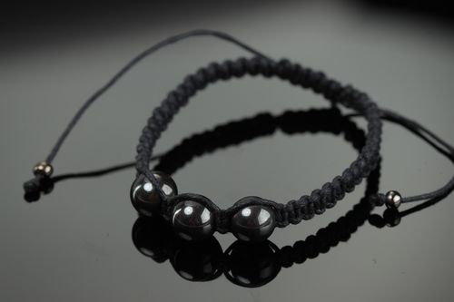 Handmade black friendship bracelet with waxed cord and hematite beads for women  - MADEheart.com
