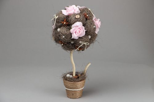 Homemade topiary Rose and Anise - MADEheart.com