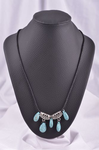 Handmade turquoise necklace elegant romantic necklace stylish accessory - MADEheart.com