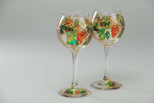 Handgemachte Glas Weingläser Set mit Glasmalfarben und Konturen bemalt 2 Stück - MADEheart.com