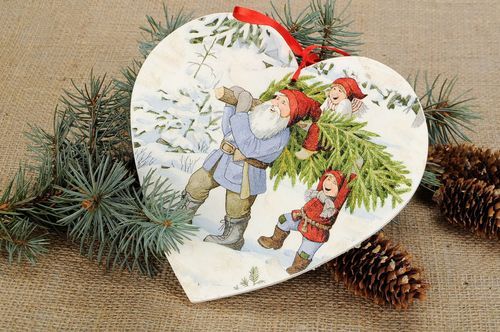 Pingente do Natal em forma de coração feito de madeira - MADEheart.com