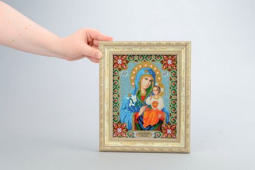 Икона из бисера Богородица с младенцем - MADEheart.com