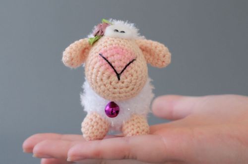 Brinquedo macio de algodão e lã - MADEheart.com