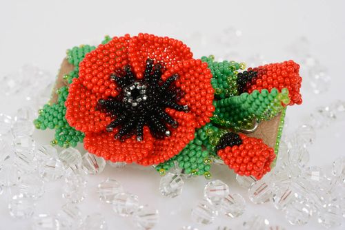 Handmade small red beaded flower hair clip designer automatic - MADEheart.com