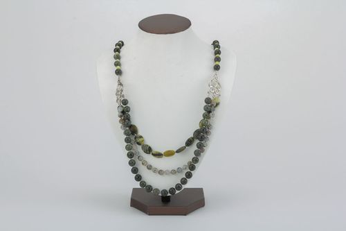 Collar artesanal de piedras naturales - MADEheart.com