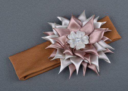 Headband with silk flower - MADEheart.com