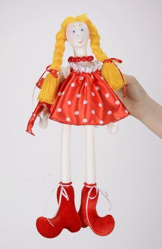 Fabric doll Mashka - MADEheart.com
