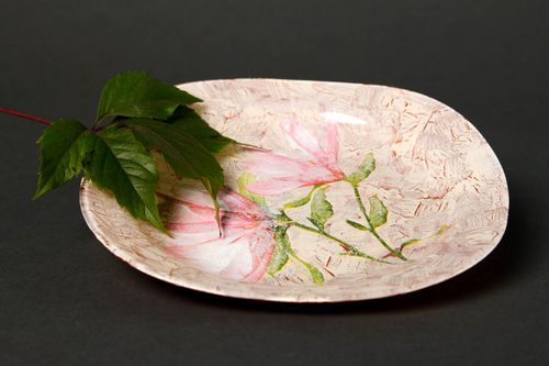 Assiette décorative verre fait main Vaisselle déco rose tendre Décoration maison - MADEheart.com