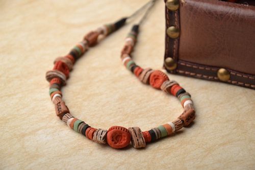 Handmade ceramic necklace - MADEheart.com