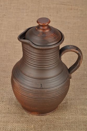 Jarro de cerâmica artesanal com tampa  - MADEheart.com