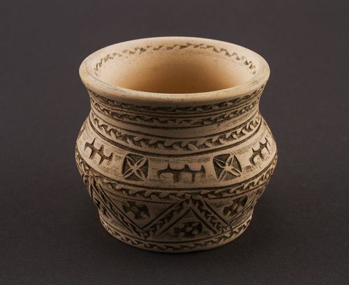 Kleine keramische Vase - MADEheart.com