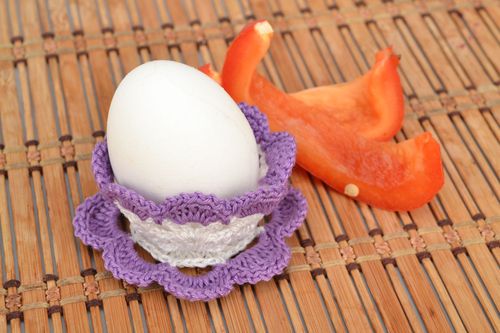 Soporte tejido para huevo de Pascua - MADEheart.com
