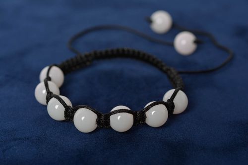 White handmade beautiful bracelet made of glass beads with adjustable size - MADEheart.com