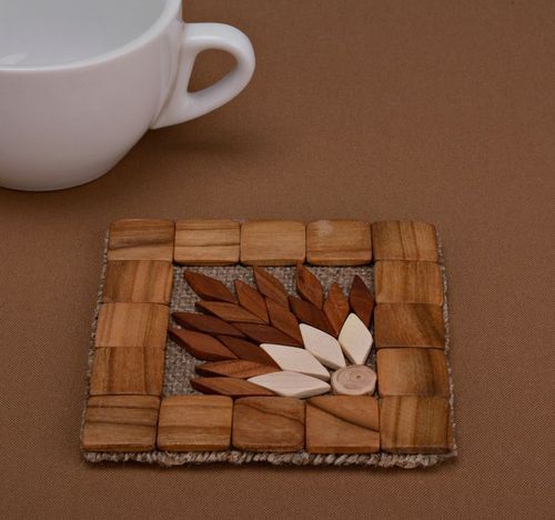 Coaster for hot dishes - MADEheart.com