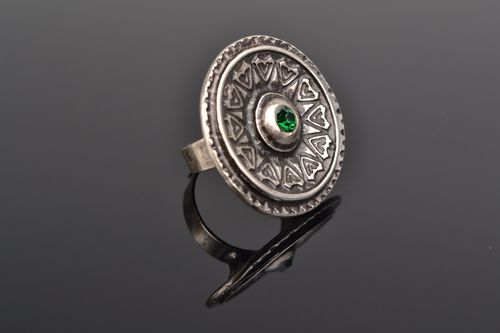 Handmade round metal ring with green rhinestone in ethnic style for women - MADEheart.com