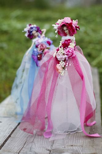 Boneca de casamento em um vestido cor de rosa - MADEheart.com