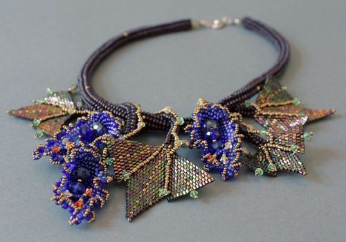 Collar de abalorios de cristal checo y japonés, vidrio “Reina Hatshepsut” - MADEheart.com
