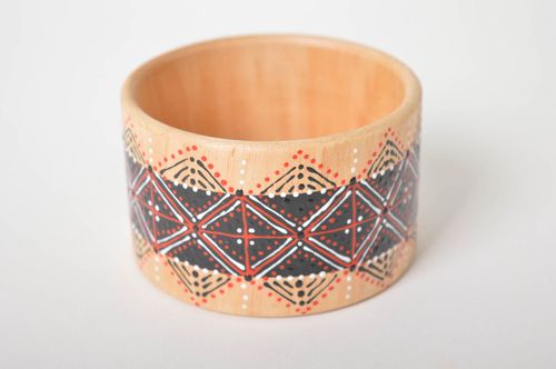 Handmade beautiful wooden bracelet cute jewelry bracelet in ethnic style - MADEheart.com