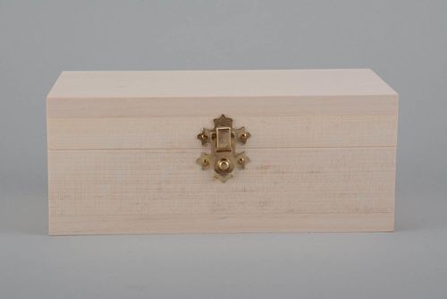 Boîte en bois brut à décorer faite main - MADEheart.com