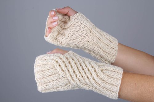 Mitaines faites main tricotées en laine - MADEheart.com