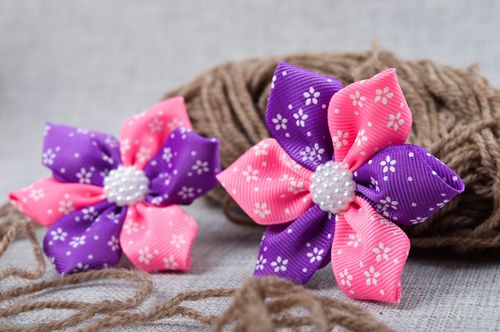Handmade scrunchies set of hair accessories rep ribbon scrunchies for children - MADEheart.com