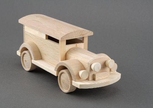 Macchina giocattolo fatto a mano Giocattolo di legno Semilavorato da decorare - MADEheart.com