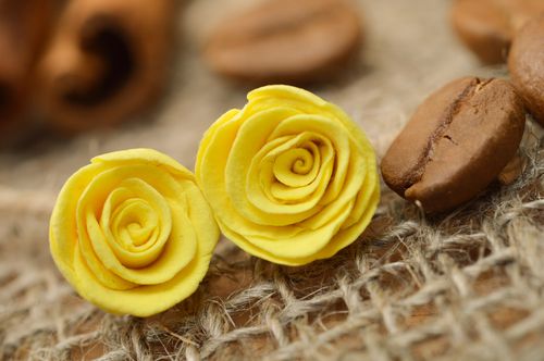 Handmade polymer clay flower stud earrings in the shape of yellow roses - MADEheart.com