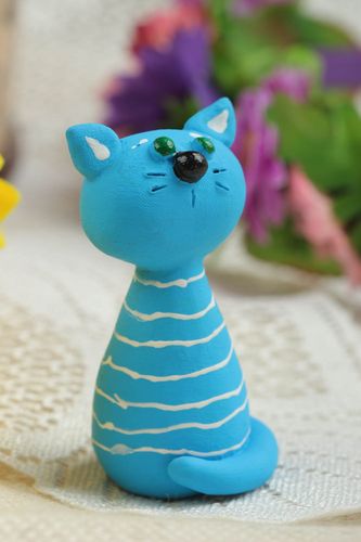 Figura de barro gato azul hecha a mano elemento decorativo souvenir original  - MADEheart.com