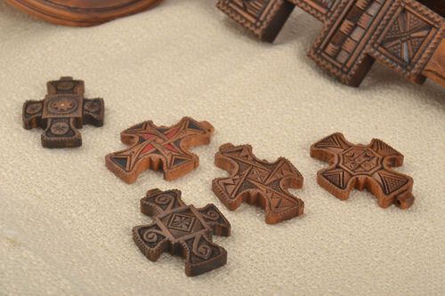 Beautiful handmade wooden crosses 5 pieces wooden pendant wood craft - MADEheart.com