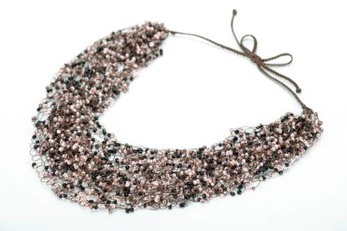 Necklace made of beads - MADEheart.com