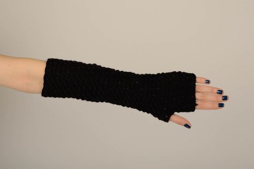 Mitones a ganchillo guantes sin dedos hechos a mano negros accesorios de mujer - MADEheart.com