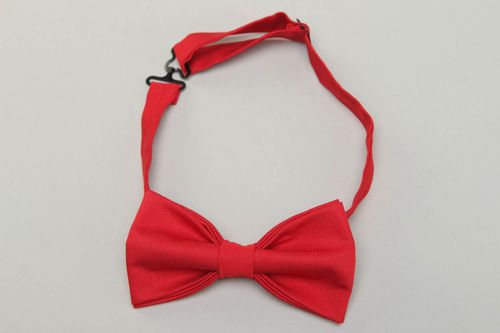 Ярко-красный галстук-бабочка из ткани универсальный - MADEheart.com
