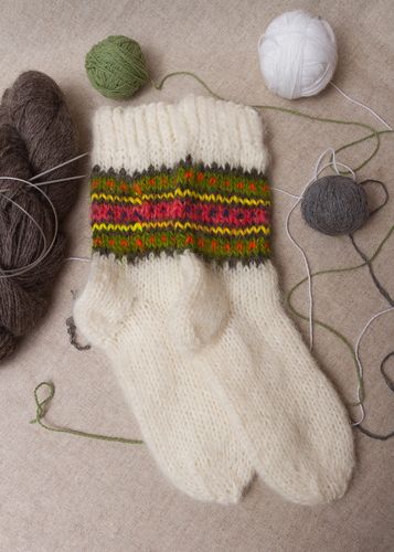 Calzini di lana per donna fatti a mano Abbigliamento da donna Calzini bianchi - MADEheart.com