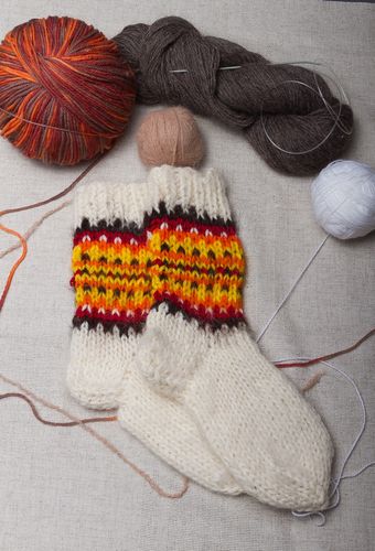 Bright wool socks for women - MADEheart.com